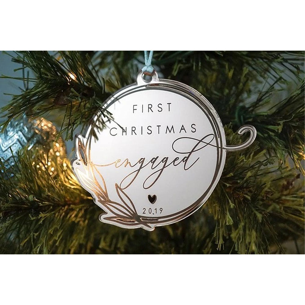 WREATH ORNAMENT