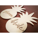PINEAPPLE BRIDE + GROOM PLACE CARDS